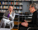 Der evangelisch-lutherische Landesbischof Ralf Meister und Bischof Dr. Wilmer SCJ sprechen sich in einer gemeinsamen Stellungnahme für den Ausbau der Hospizarbeit aus.